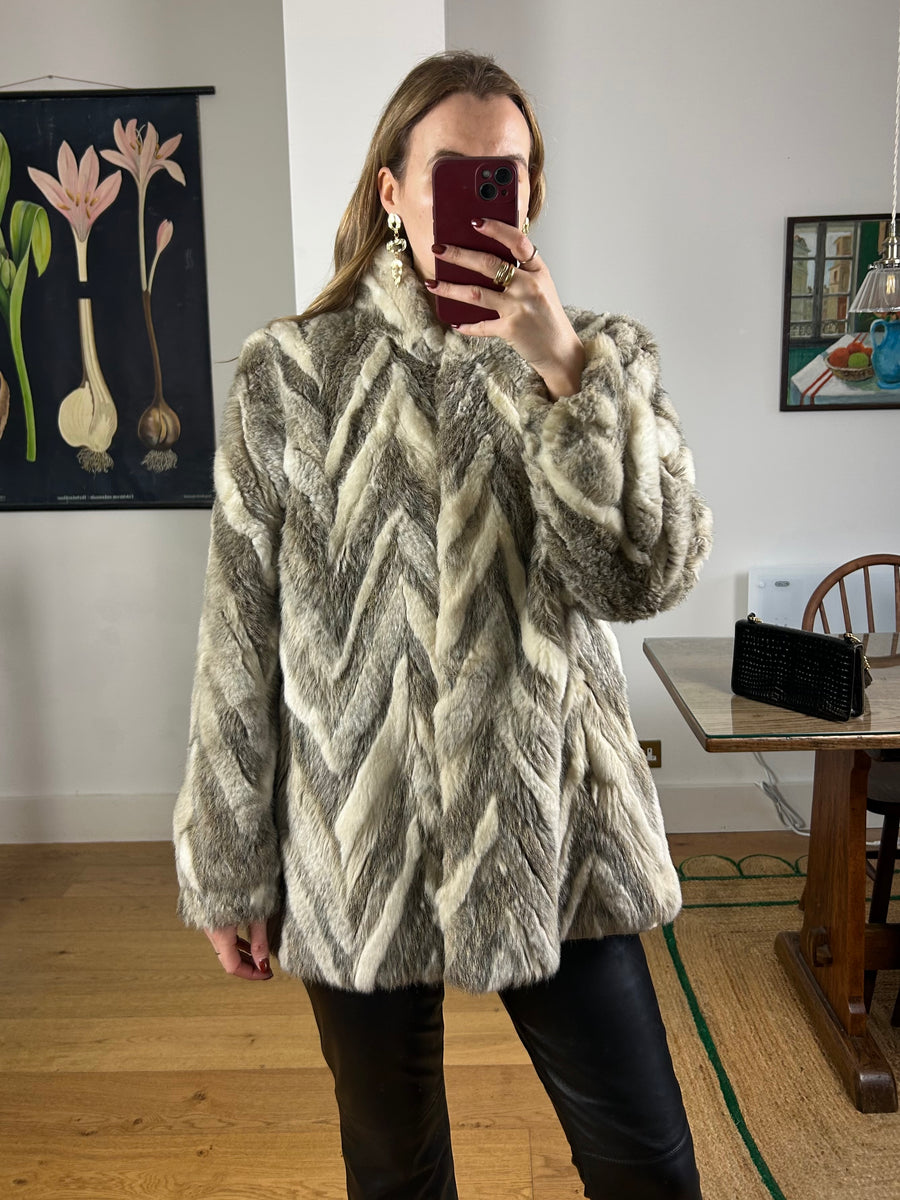 Zig Zag Faux Fur Coat - M