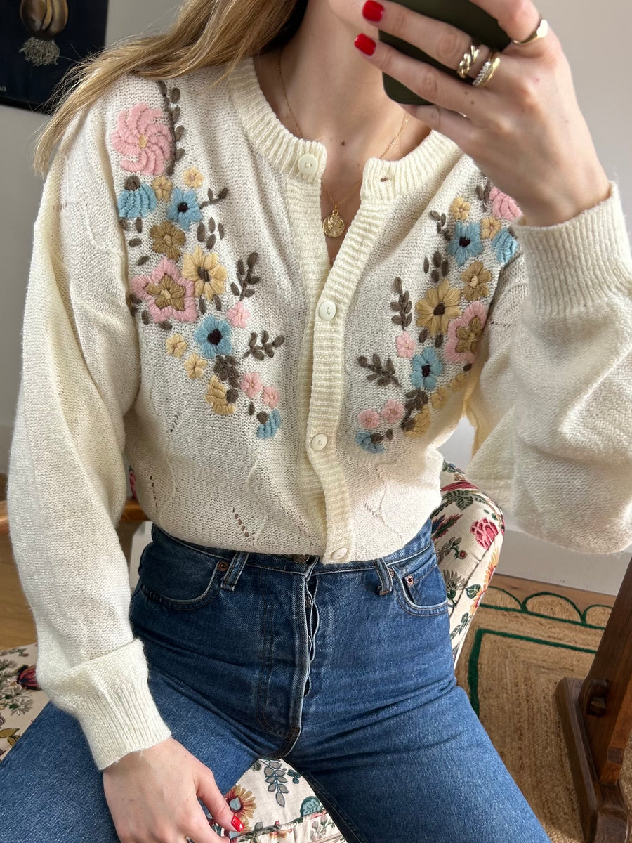 Floral Embroidered Cardigan - M