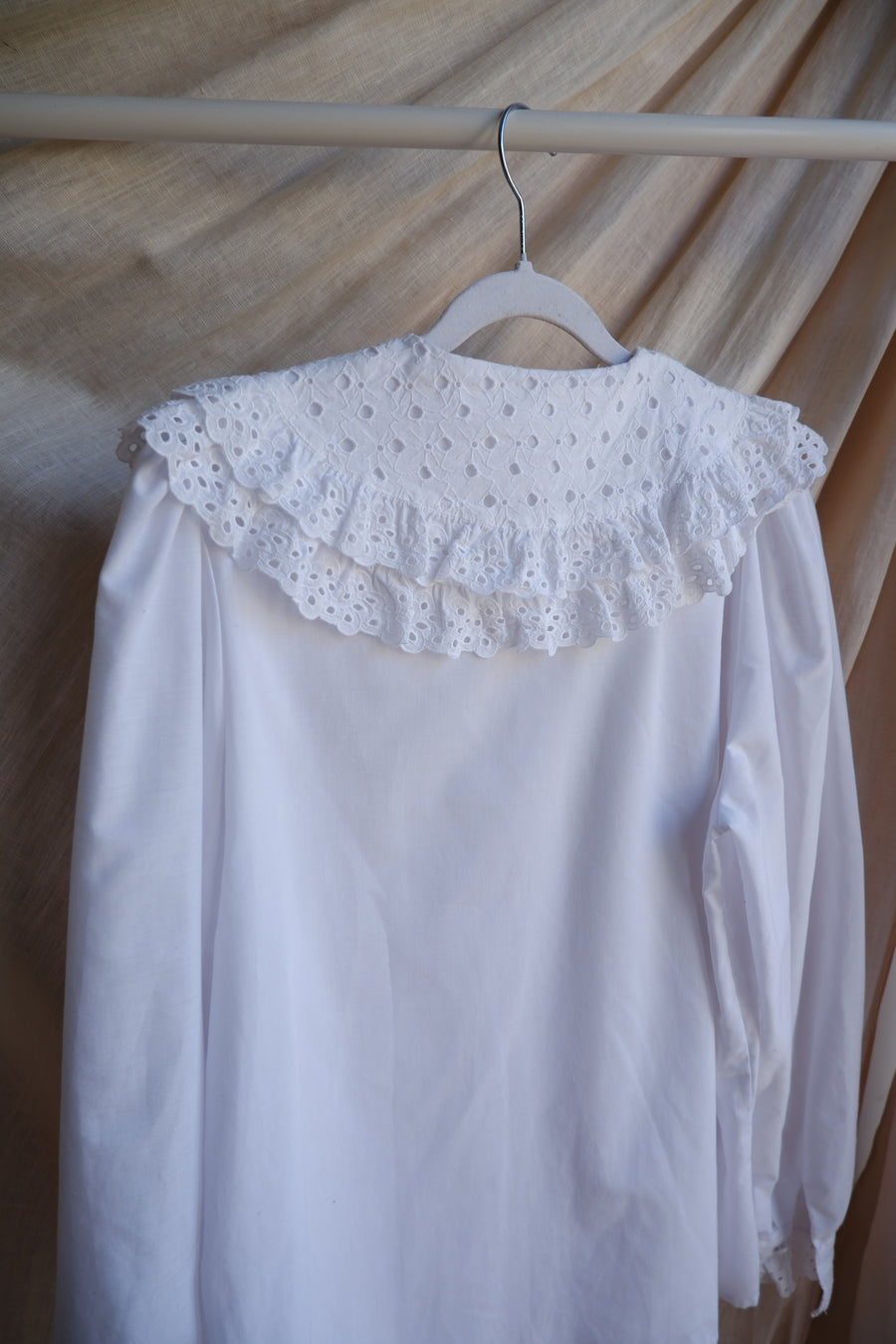 White Oversized Collar Blouse - M