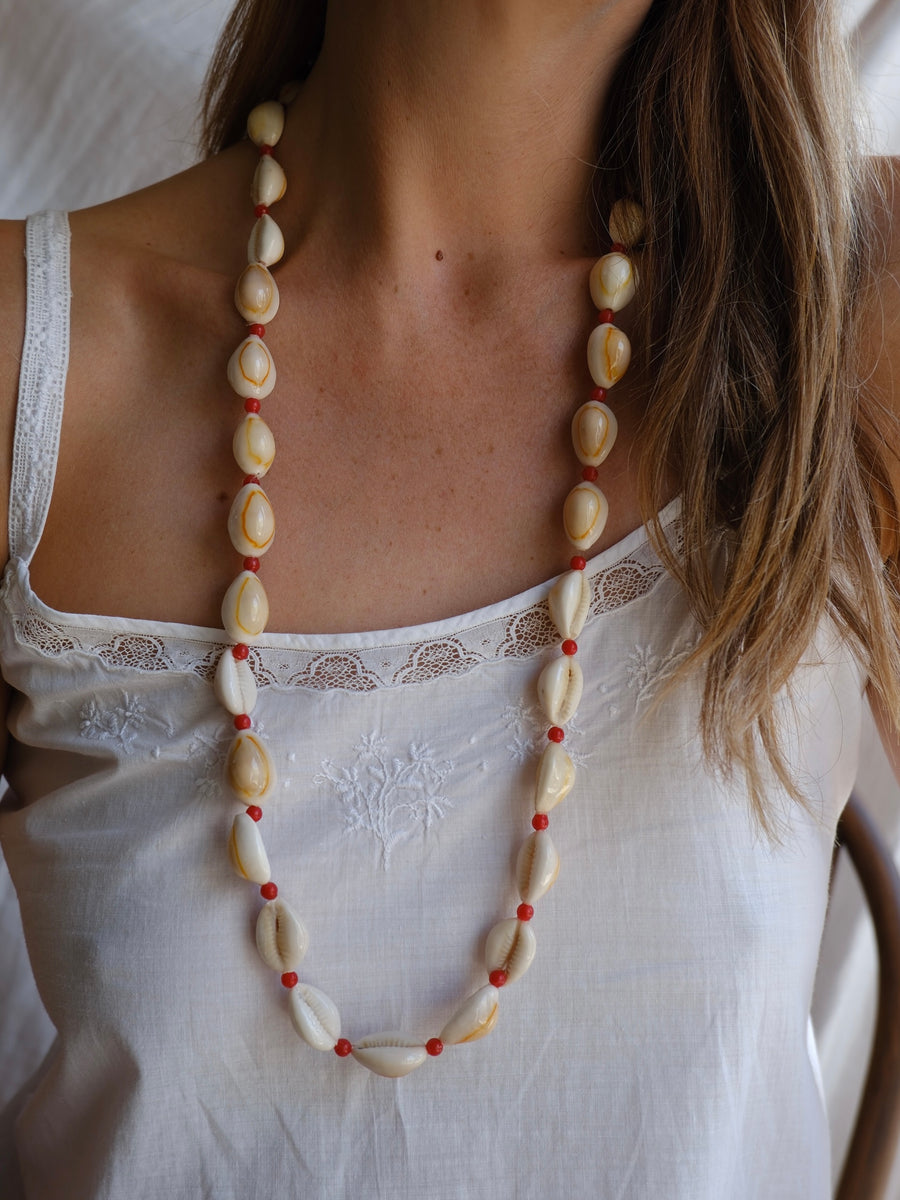 Red Bead Shell Necklace