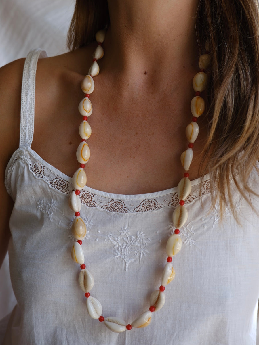Red Bead Shell Necklace