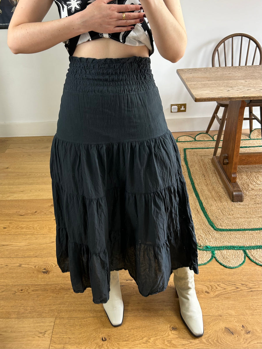 Black Tiered Skirt - L