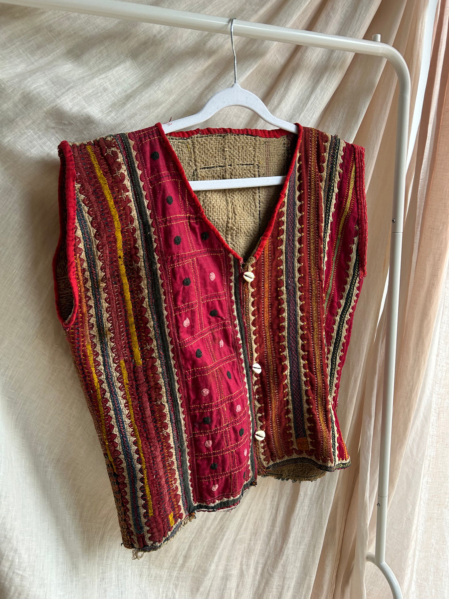 Embroidered Antique Waistcoat - M/L