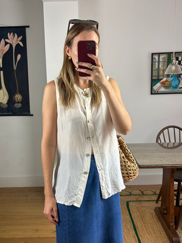 Silk Sleeveless Shirt - M
