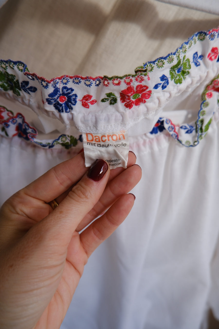 Embroidered White Blouse - M