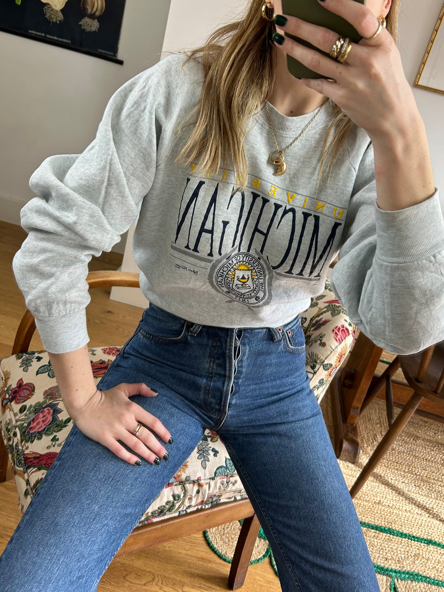 USA Grey Sweater - L