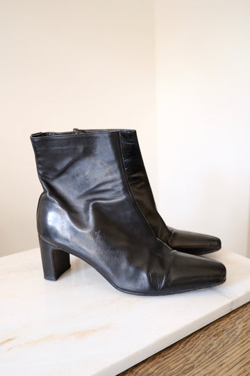 Russell & Bromley Ankle Boots - UK 5.5