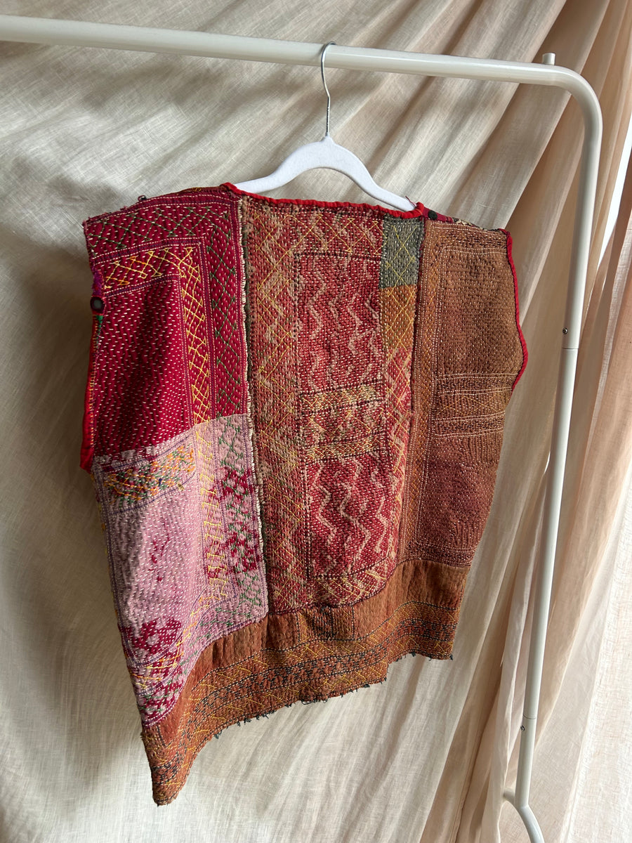 Embroidered Antique Waistcoat - M/L