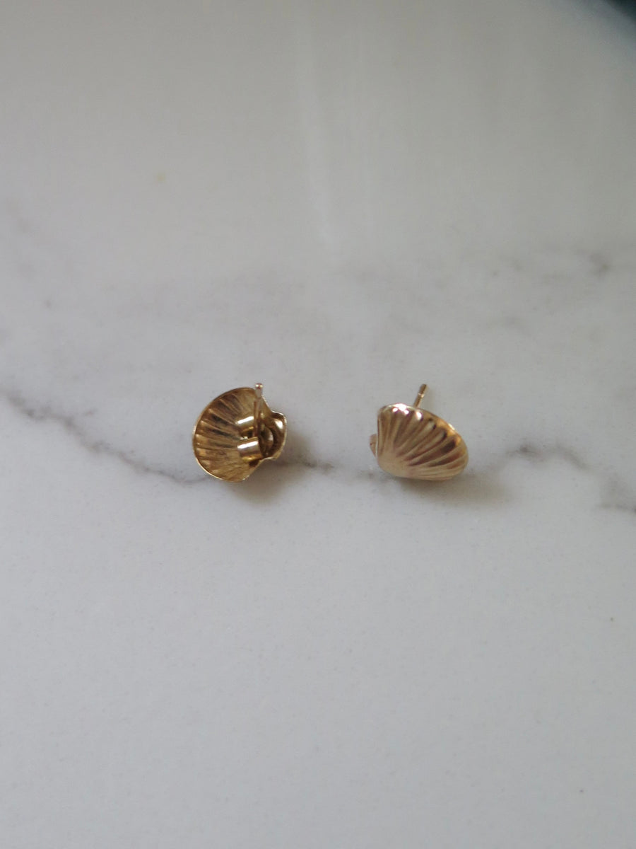 9ct Gold Shell Earrings