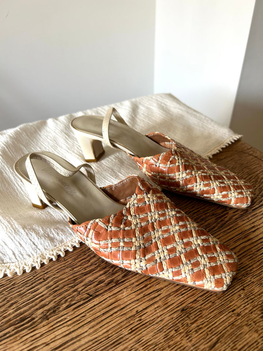 Brown woven shop leather mules