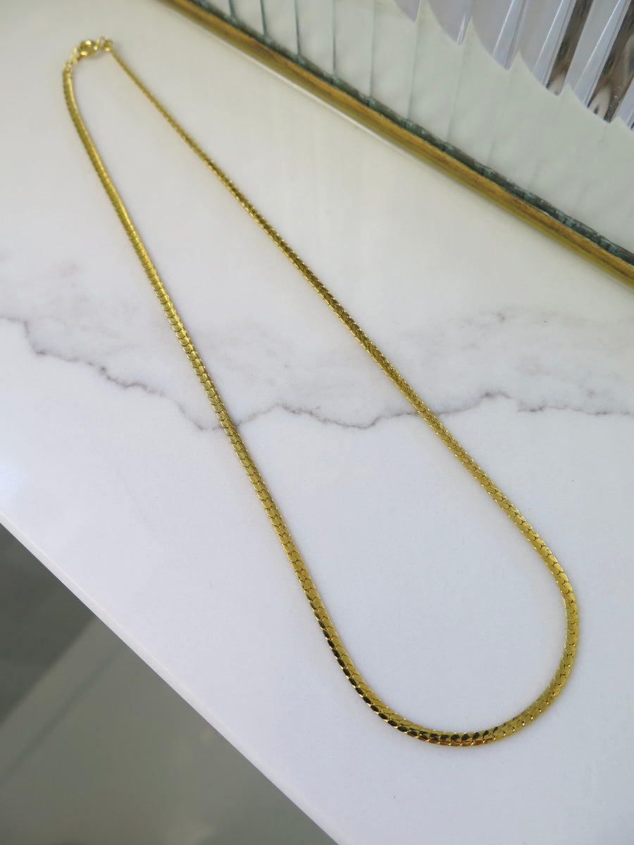 Vintaged Gold Plated Flat Chain Necklace - 18