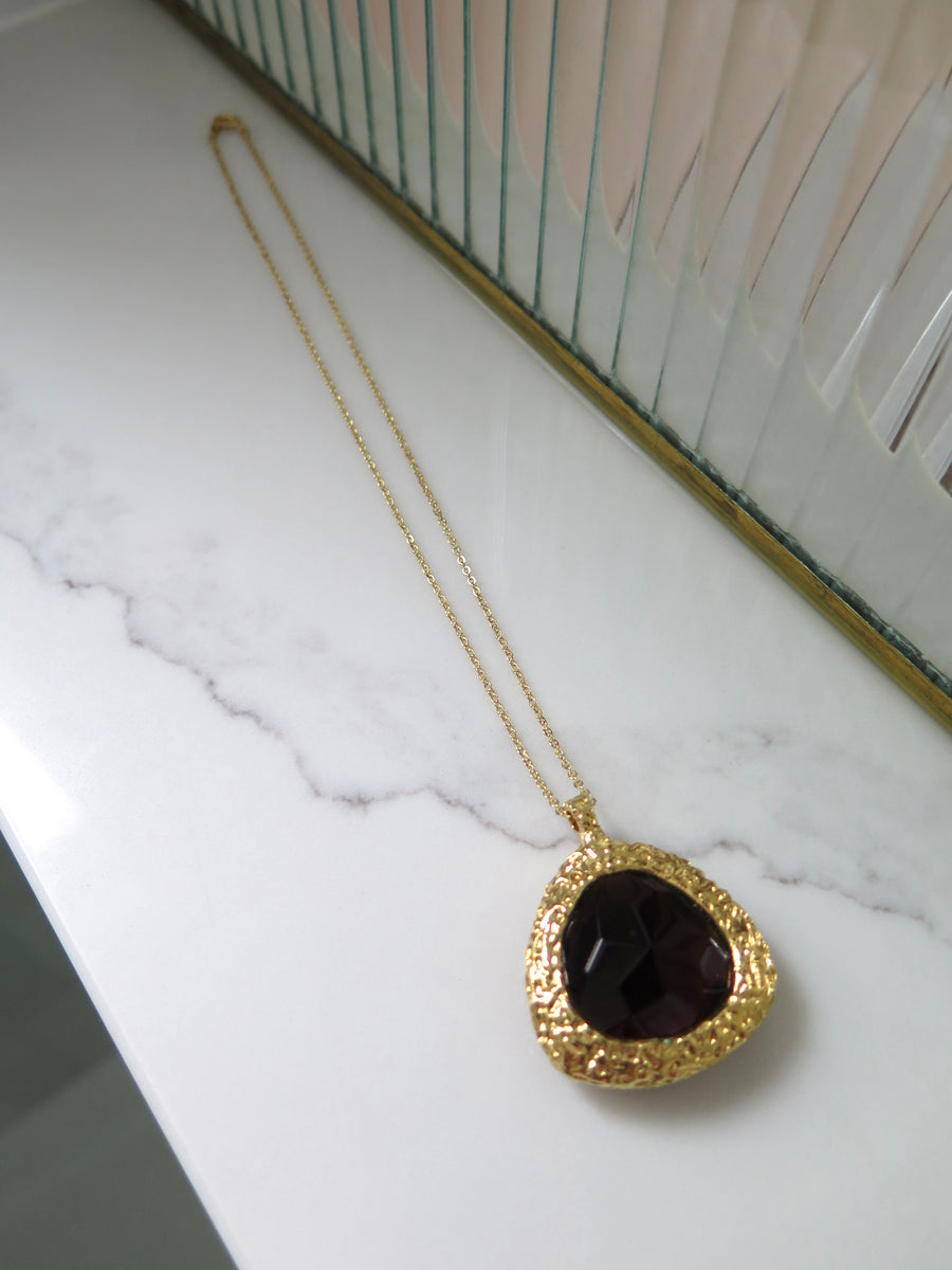 Gold Plated Glass Stone Pendant Necklace - 16