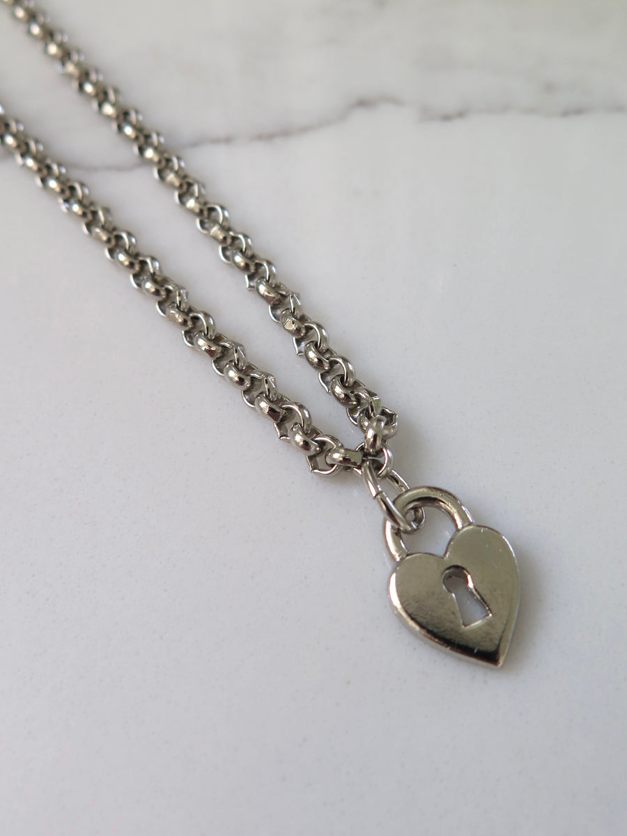 Vintage Silver Plated Heart Padlock Necklace - 18