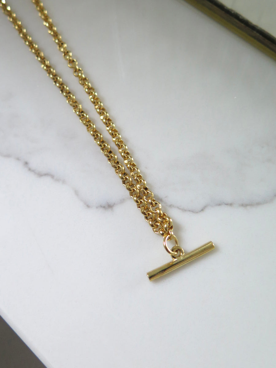 Gold Plated T-Bar Necklace - 18