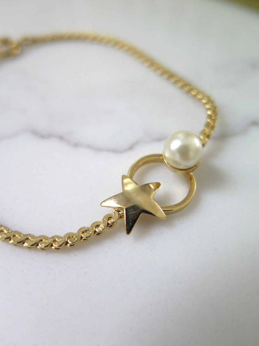 Vintage Gold Plated Star & Pearl Bracelet