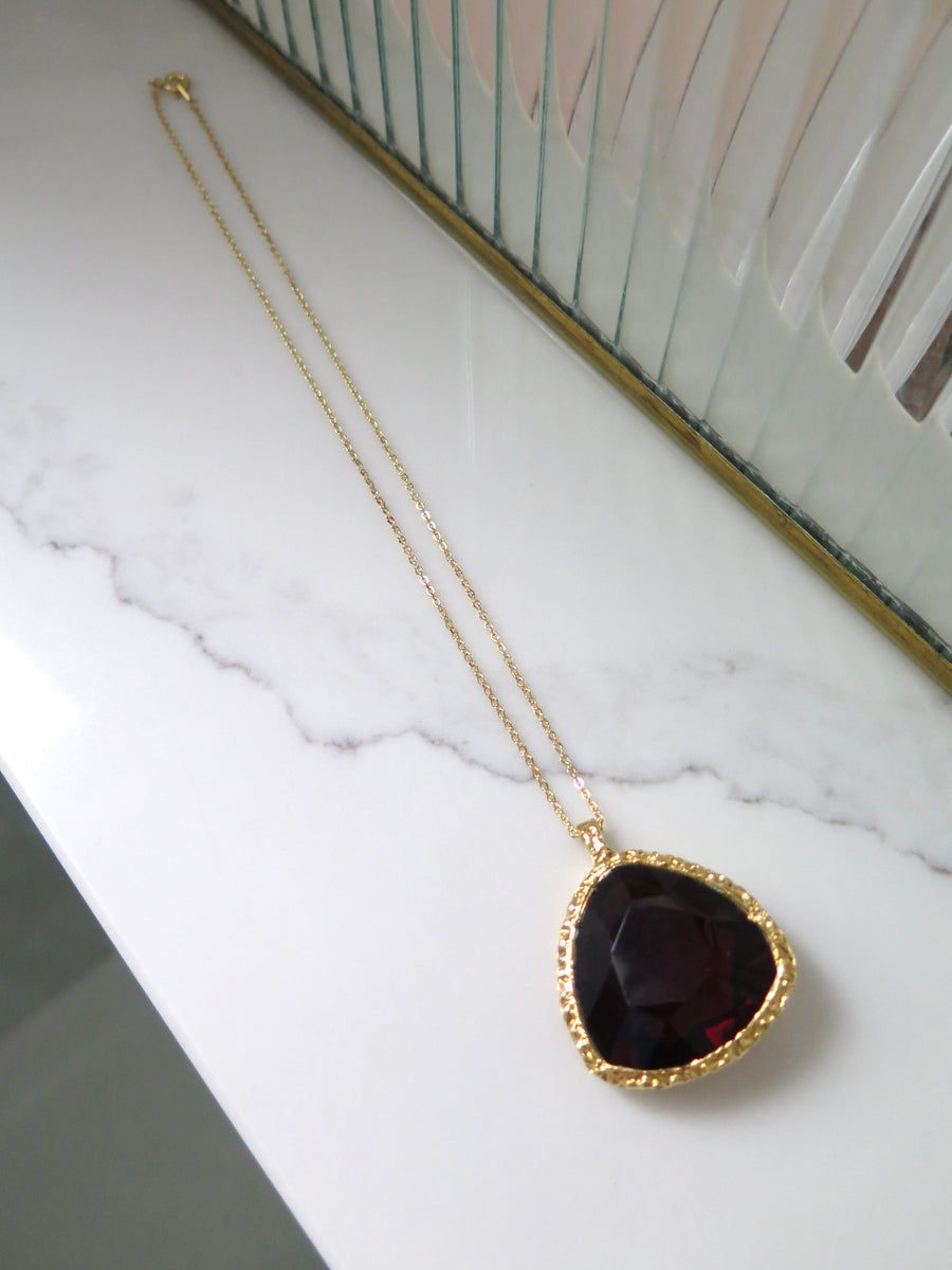Gold Plated Glass Stone Pendant Necklace - 16