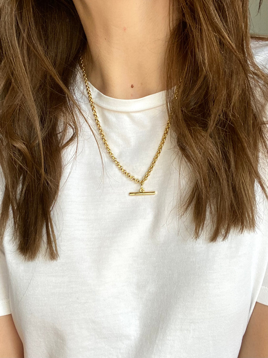 Gold Plated T-Bar Necklace - 18